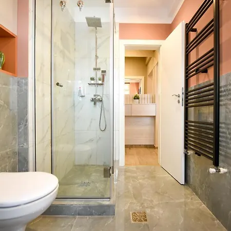 Sweet Blossom - Lovely 1br In The Center * 布加勒斯特